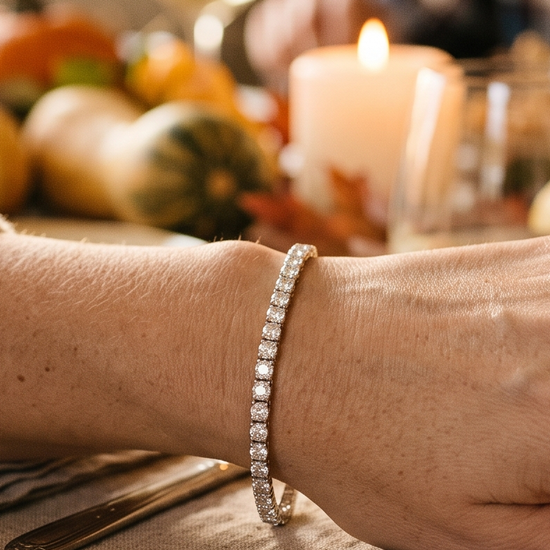 Thanksgiving Gift Guide: Best Lab-Grown Diamond Tennis Bracelets to Give This Season