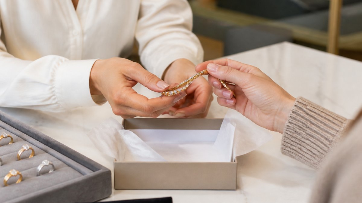 How to Return High-End Jewelry: A Complete Guide