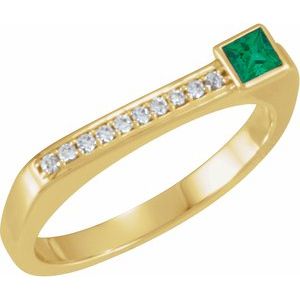 Ladies Natural Emerald Natural Diamond Stackable Ring (I1, G-H) — 14K Yellow Gold