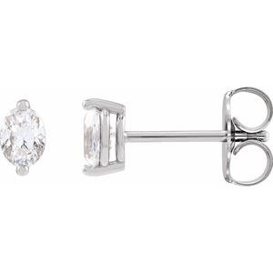 Ladies Natural Diamond Stud Earrings (Si2-Si3, G-H) — Platinum