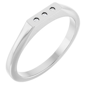 Ladies Natural Diamond Three-Stone Ring (SI2-SI3, G-H) — Platinum