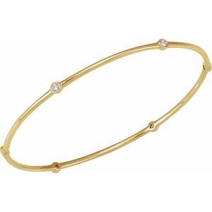 Lab-Grown Diamond Bezel-Set Bangle Bracelet
