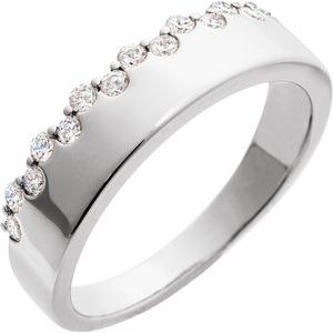 Ladies Natural Diamond Ring (I1, G-H) — 14K White Gold