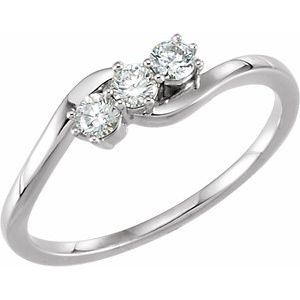 Ladies Natural Diamond Three-Stone Ring (I1, G-H) — 14K White Gold