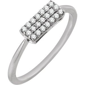 Ladies Natural Diamond Cluster Ring (I1, H+) — 14K White Gold