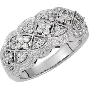Ladies Natural Diamond Ring (I1, H+) — 14K White Gold
