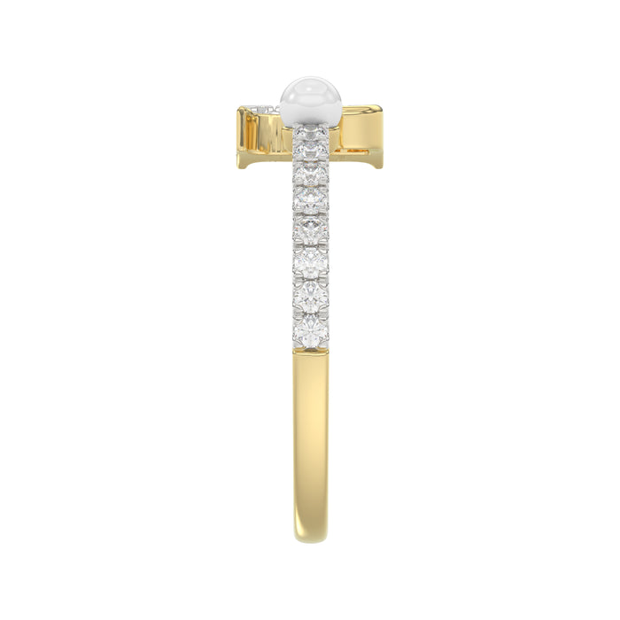 Stylish 10K Yellow Gold Ladies Ring Featuring Letter “P”, Luminous Pearl, And Round Diamond Accents. A Delicate 0.10Ct Fine Jewelry Piece.