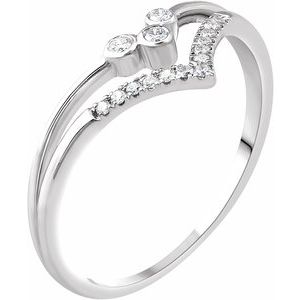 Ladies Natural Diamond V Ring (I1, H+) — 14K White Gold