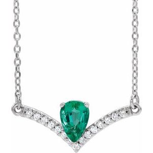 Ladies Natural Emerald Natural Diamond Necklace (I1, G-H) — Sterling Silver