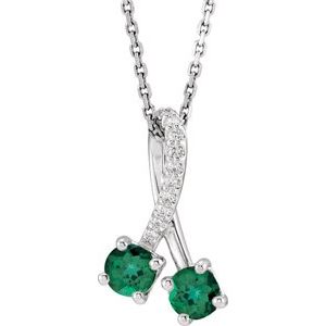 Ladies Natural Emerald Natural Diamond Necklace (Si2-Si3, G-H) — Platinum