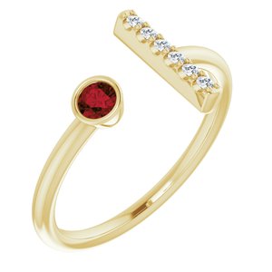 Ladies Natural Mozambique Garnet Natural Diamond Bar Ring (I1, G-H) — 14K Yellow Gold