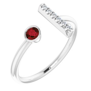 Ladies Natural Mozambique Garnet Natural Diamond Bar Ring (SI2-SI3, G-H) — Platinum