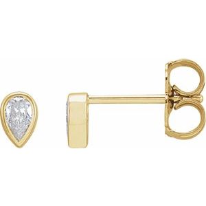 Lab-Grown Diamond Pear Bezel-Set Stud Earrings (Single Earring)