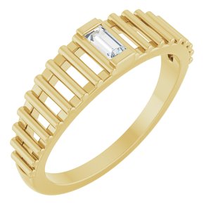 Ladies Natural Diamond Solitaire Ring (SI2-SI3, GHI) — 14K Yellow Gold