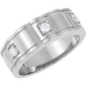 Ladies Natural Diamond Three-Stone Ring (I1, G-H) — 14K White Gold