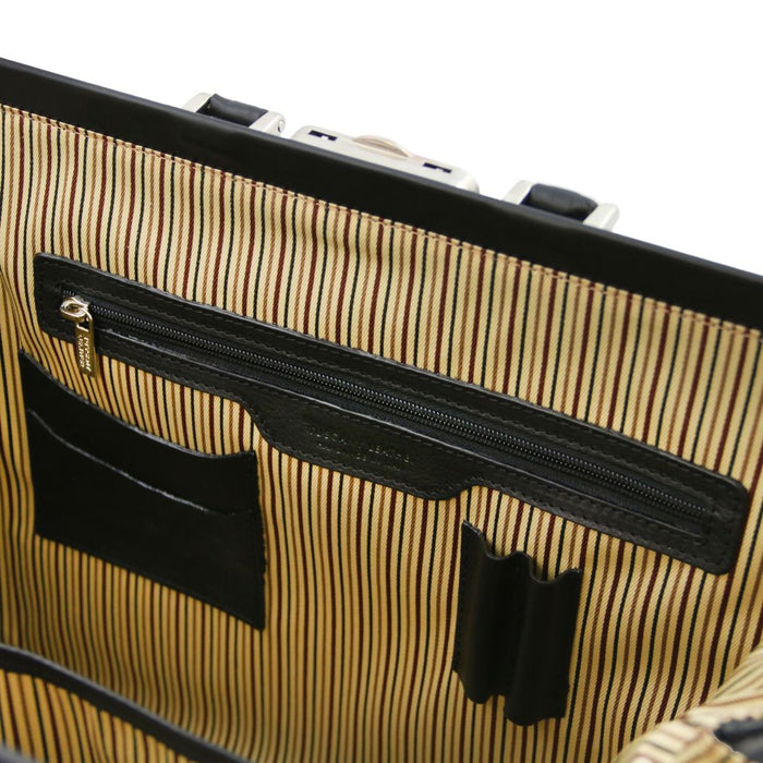 Leonardo - Exclusive Leather Doctor Bag (TL142342)