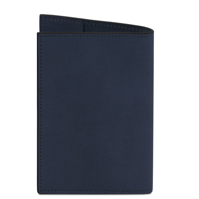 Leather passport cover (TL142605)