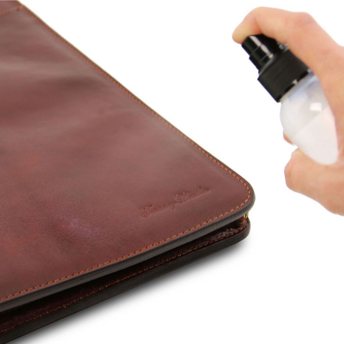 WATERSTOP Leather Waterproofing Product (TL141306)