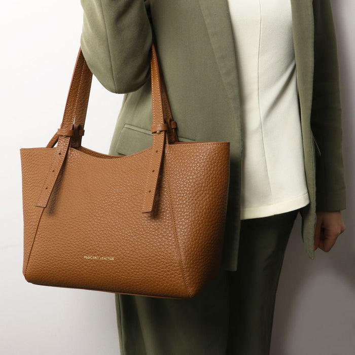 Libra - Leather shoulder bag (TL142580)