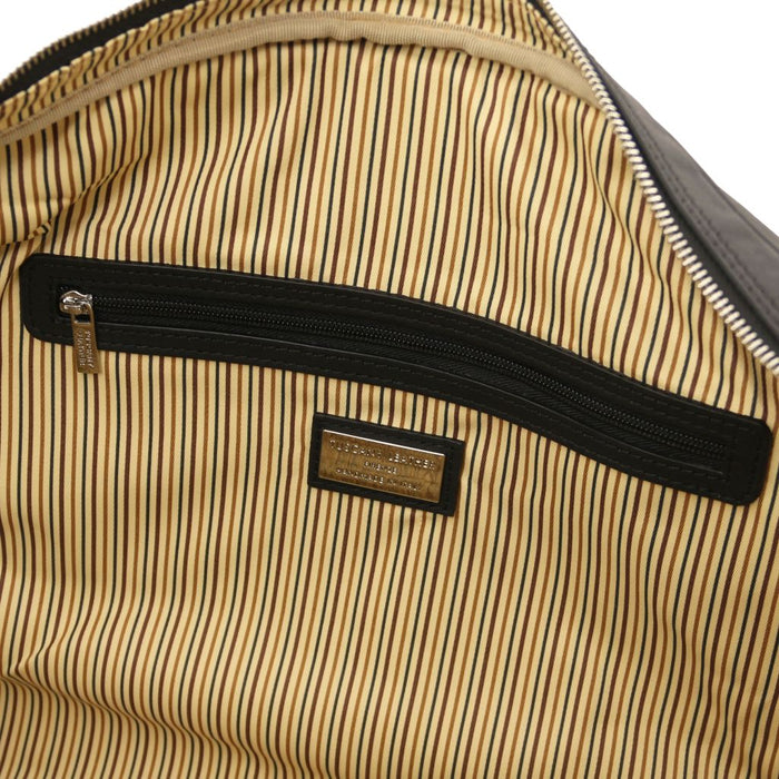Lisbona - Travel leather duffle bag - Small size (TL142558)