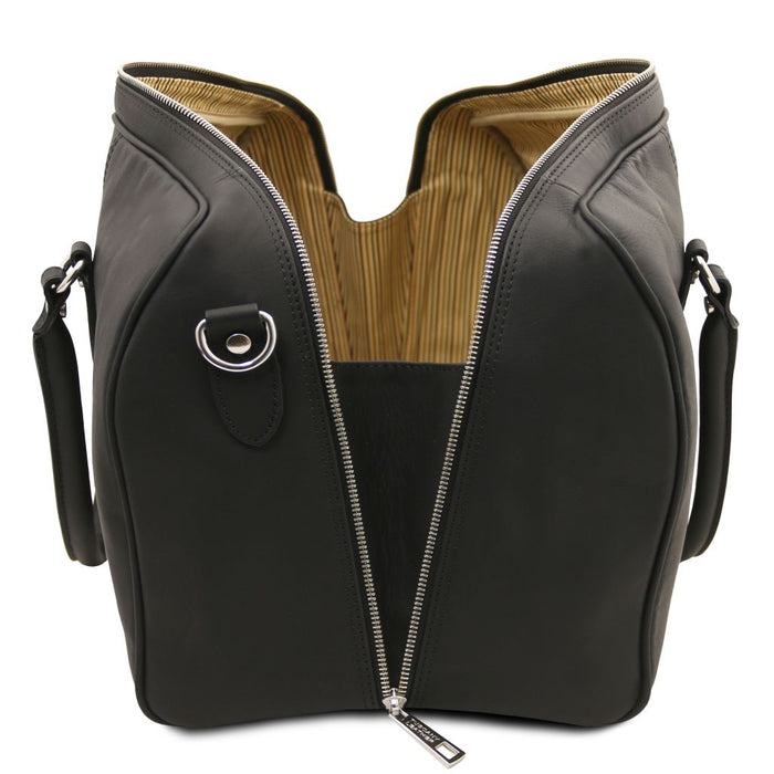Lisbona - Travel leather duffle bag - Small size (TL142558)